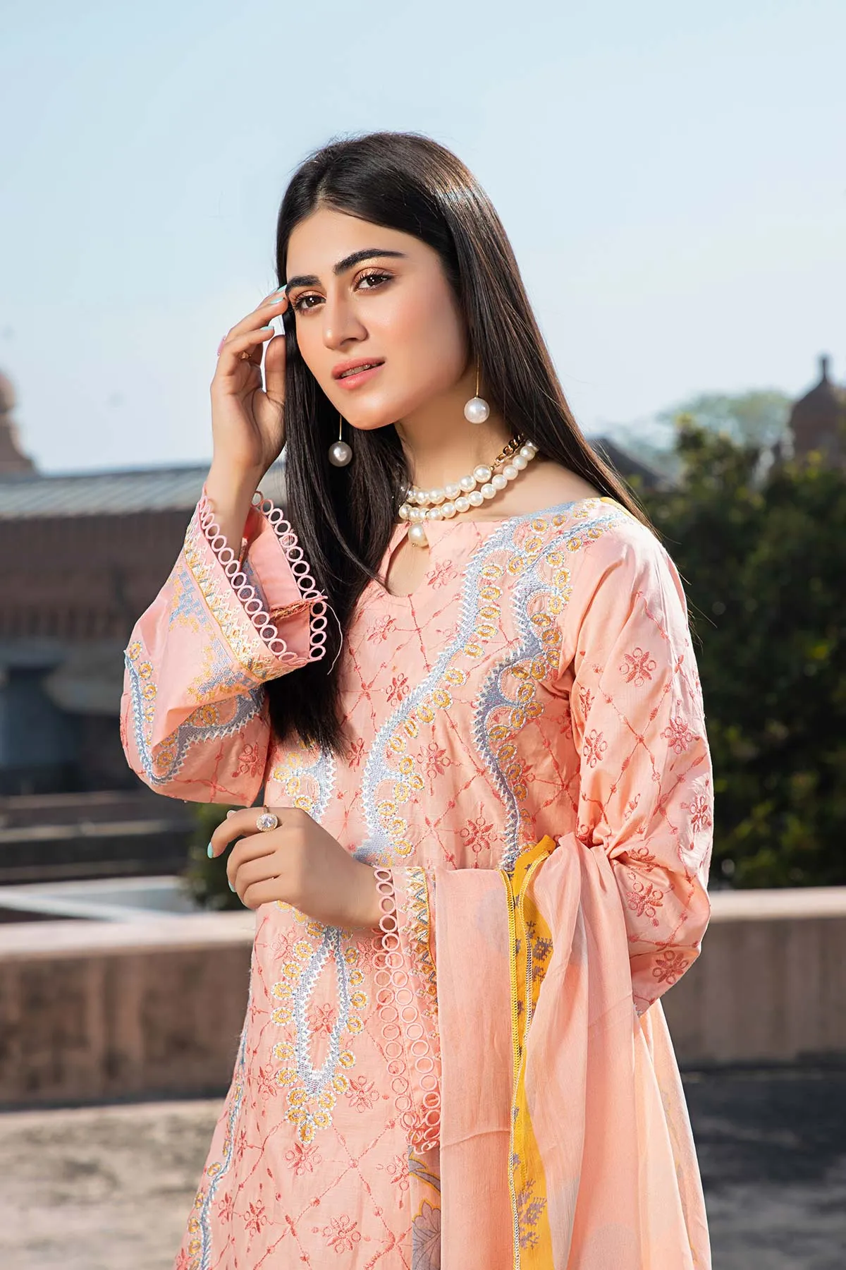 3 Pc Unstitched Embroidered Lawn With Chiffon Dupatta CSL-07