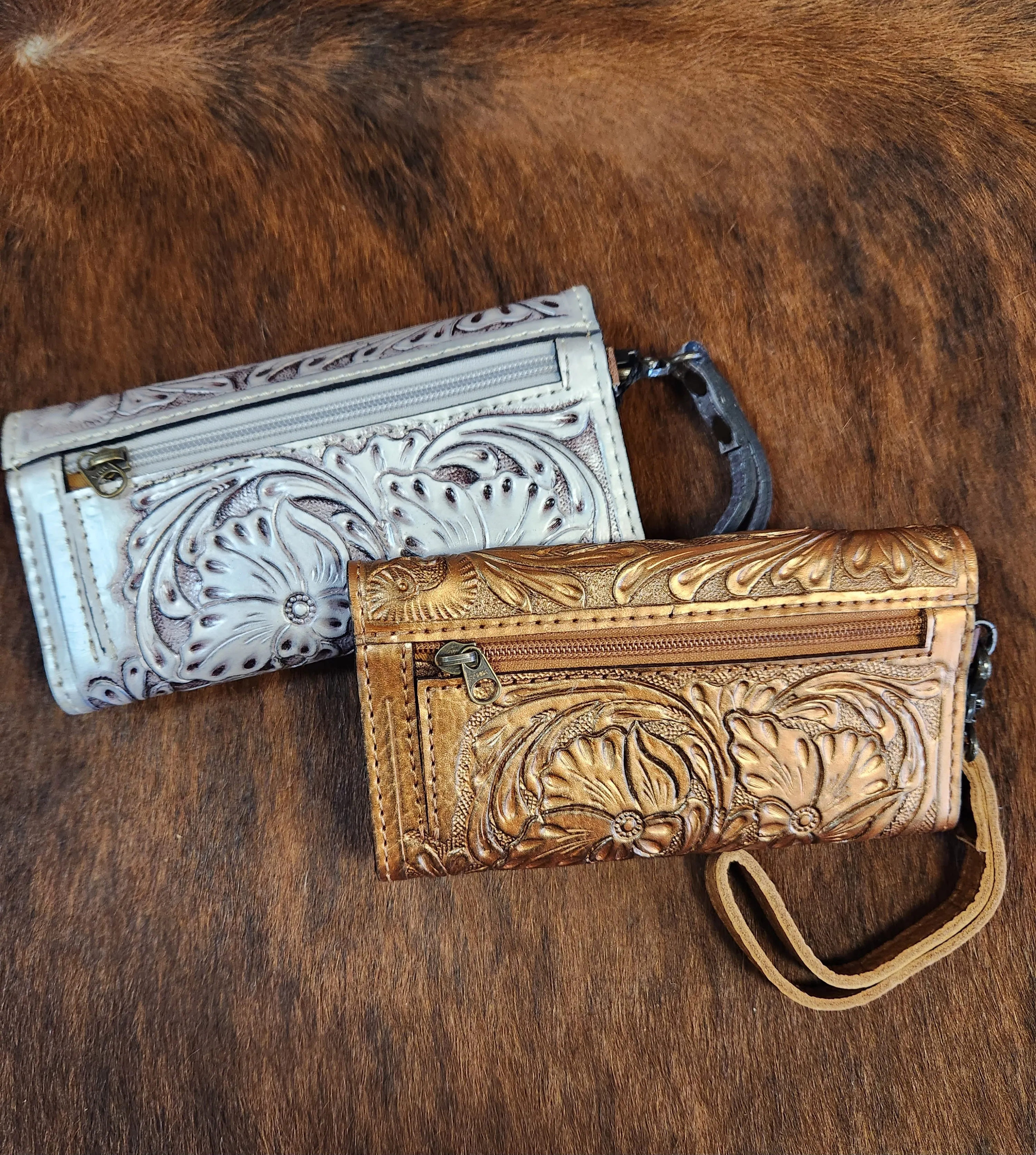 Charlotte Tooled Wristlet