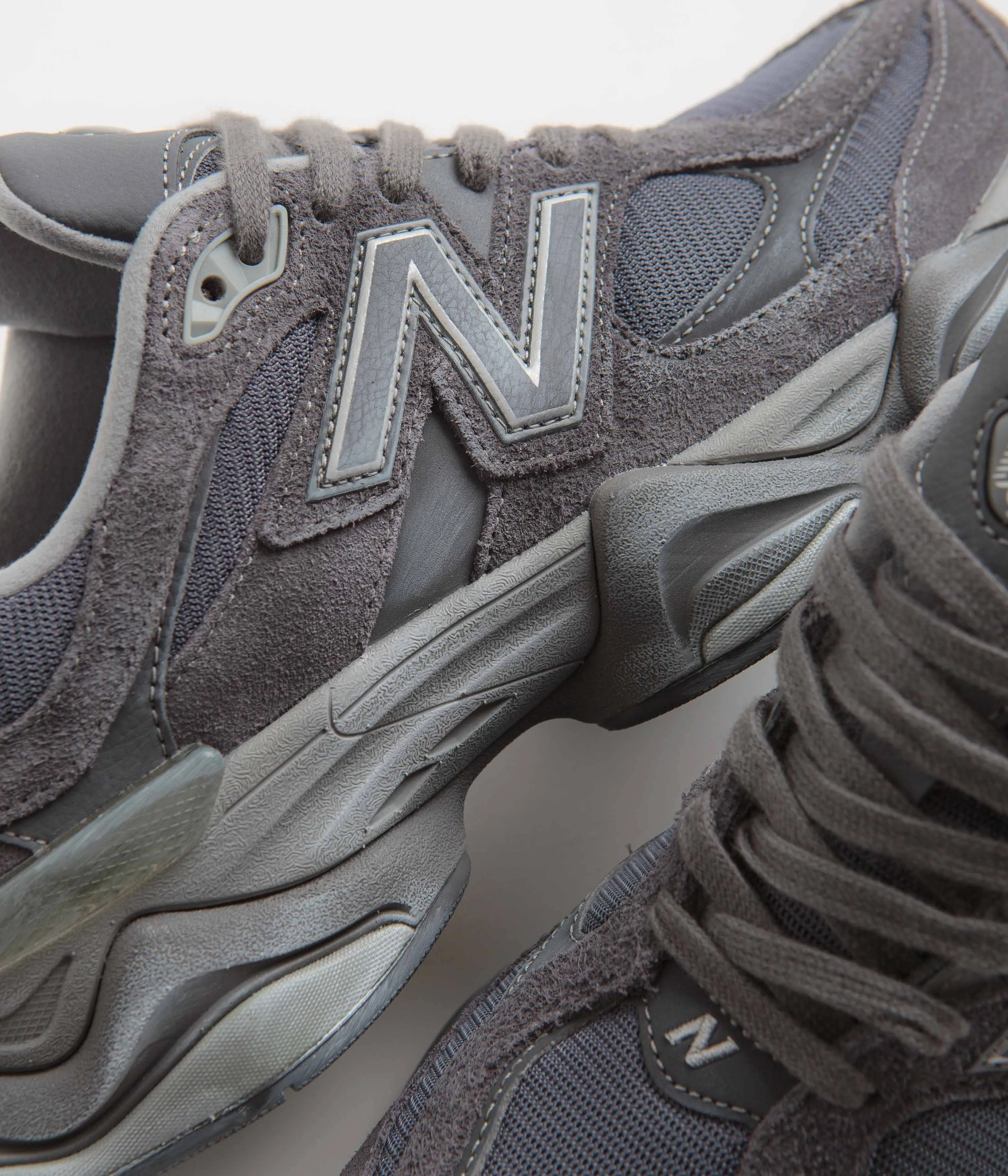 New Balance 9060 Shoes - Magnet / Slate Grey