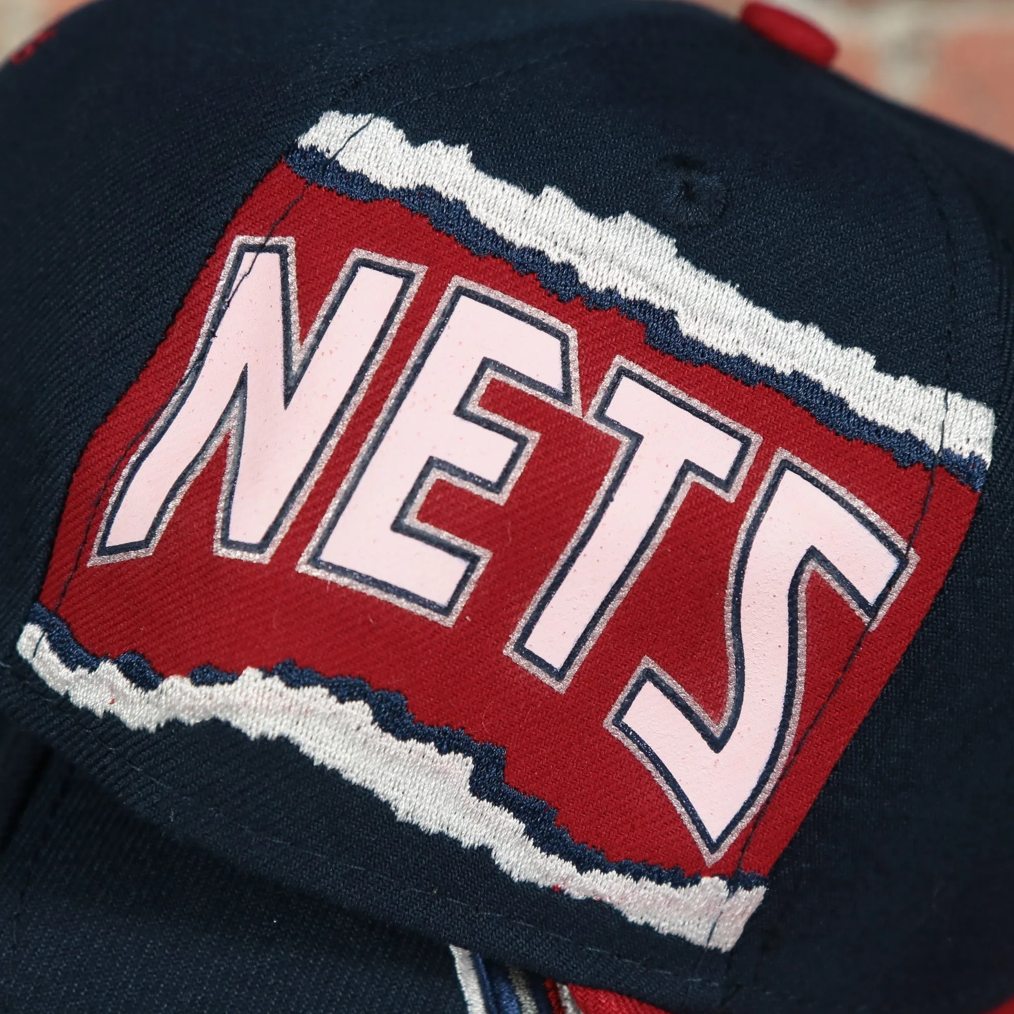 New Jersey Nets Hardwood Classics Jumbotron Nets Ripped Wordmark side patch Grey Bottom Navy/Red Snapback hat | Mitchell and Nes