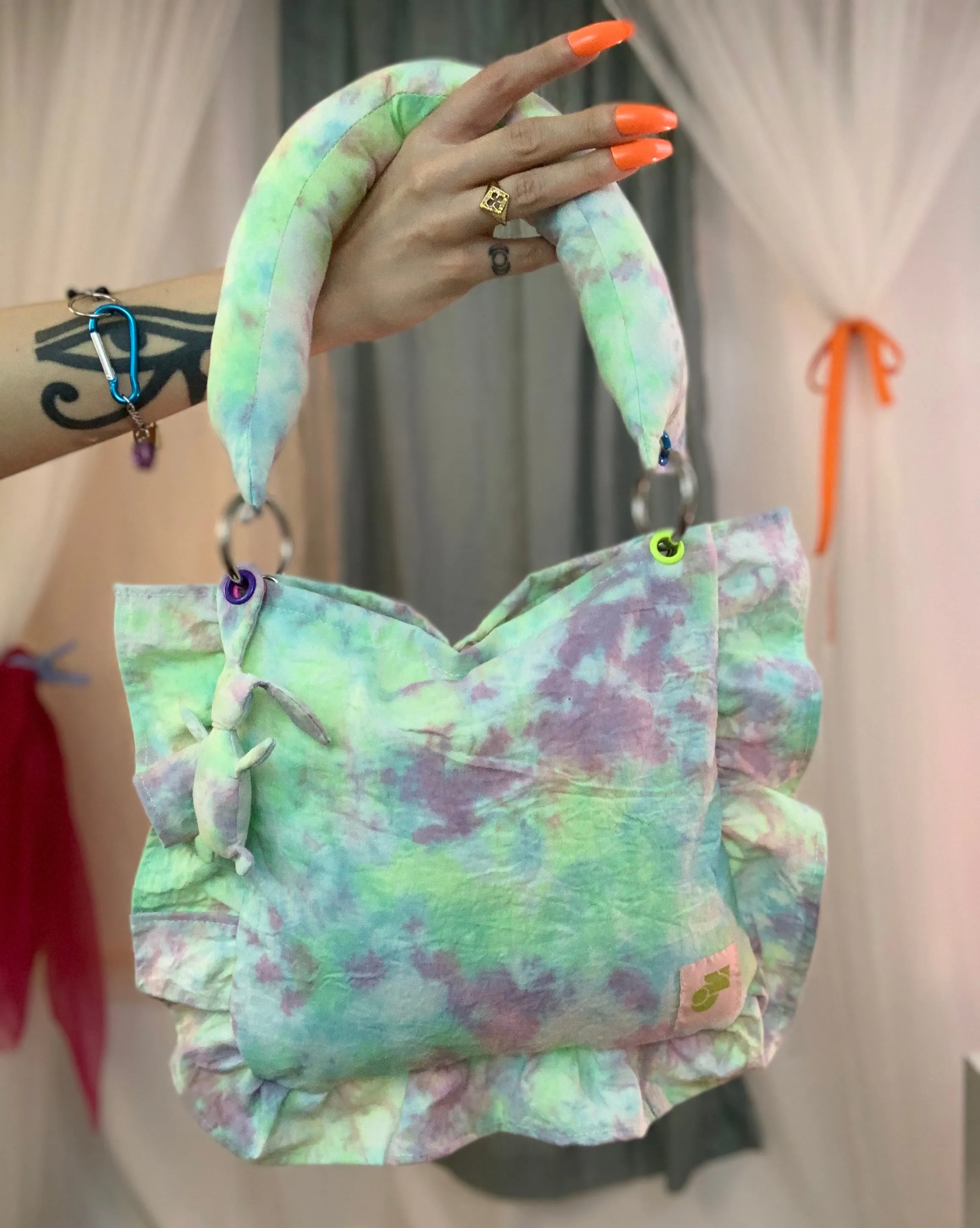 Ruffle tie dye pillow tote